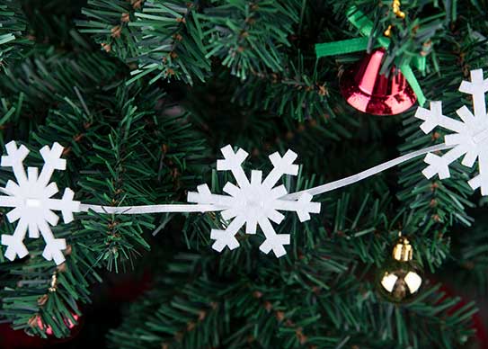 christmas garland suppliers