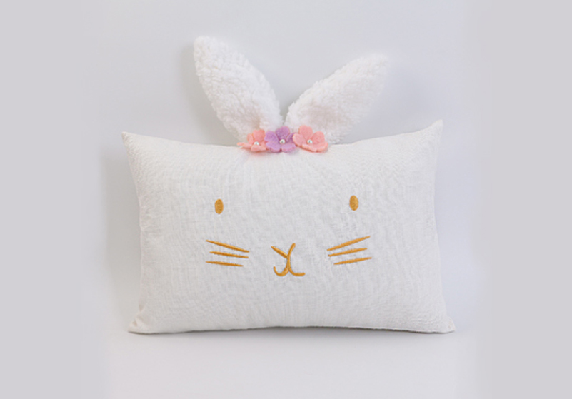 Specification Of Easter Pillow Covers Decoration