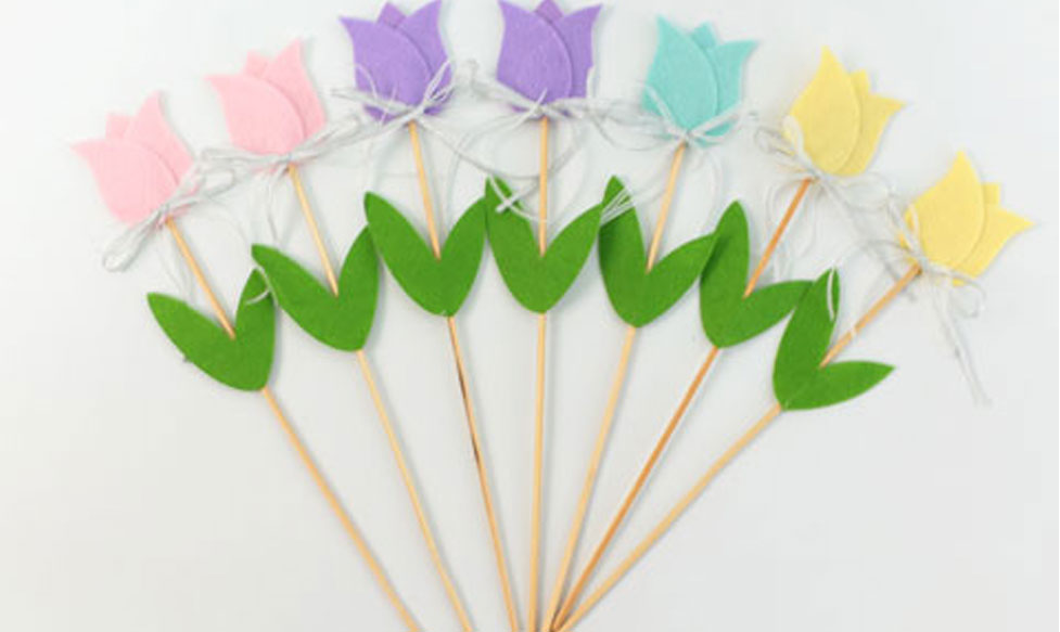 Specification of Spring Flowers Decorative Garden Stakes